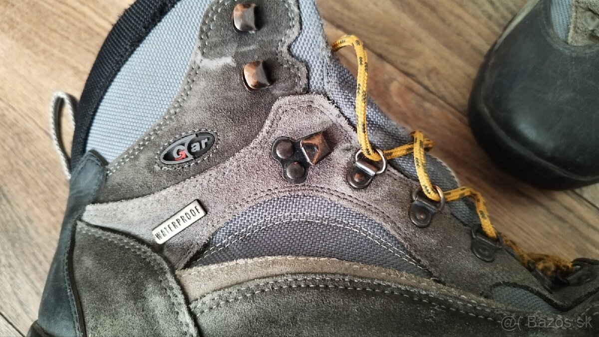 Turistická obuv Vibram 42 - 2