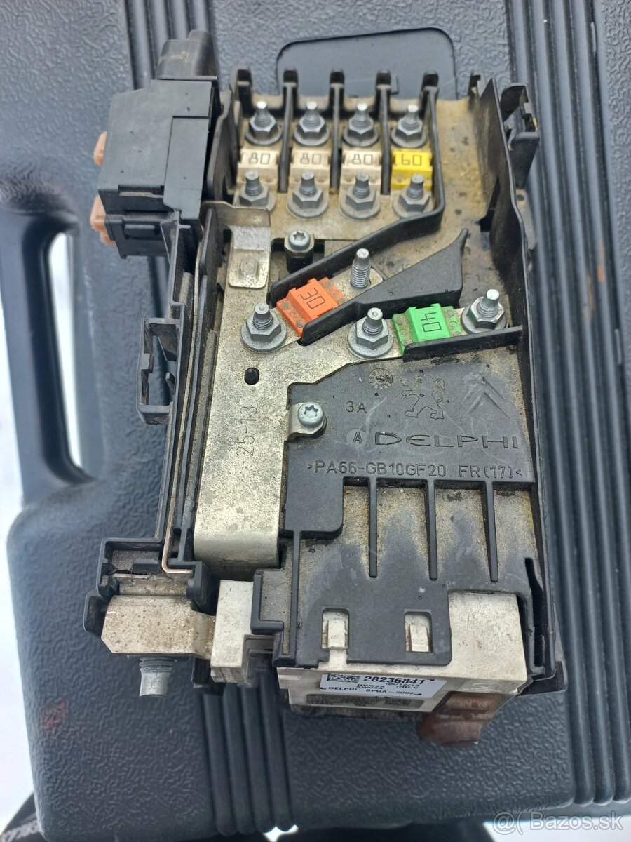 Predám modul regulátora napätia Peugeot 5008 - 2