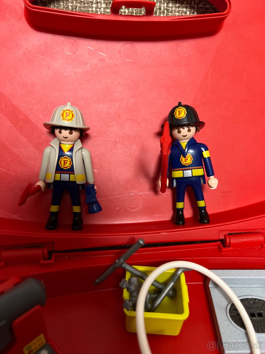 Playmobil hasičský kufrík - 2