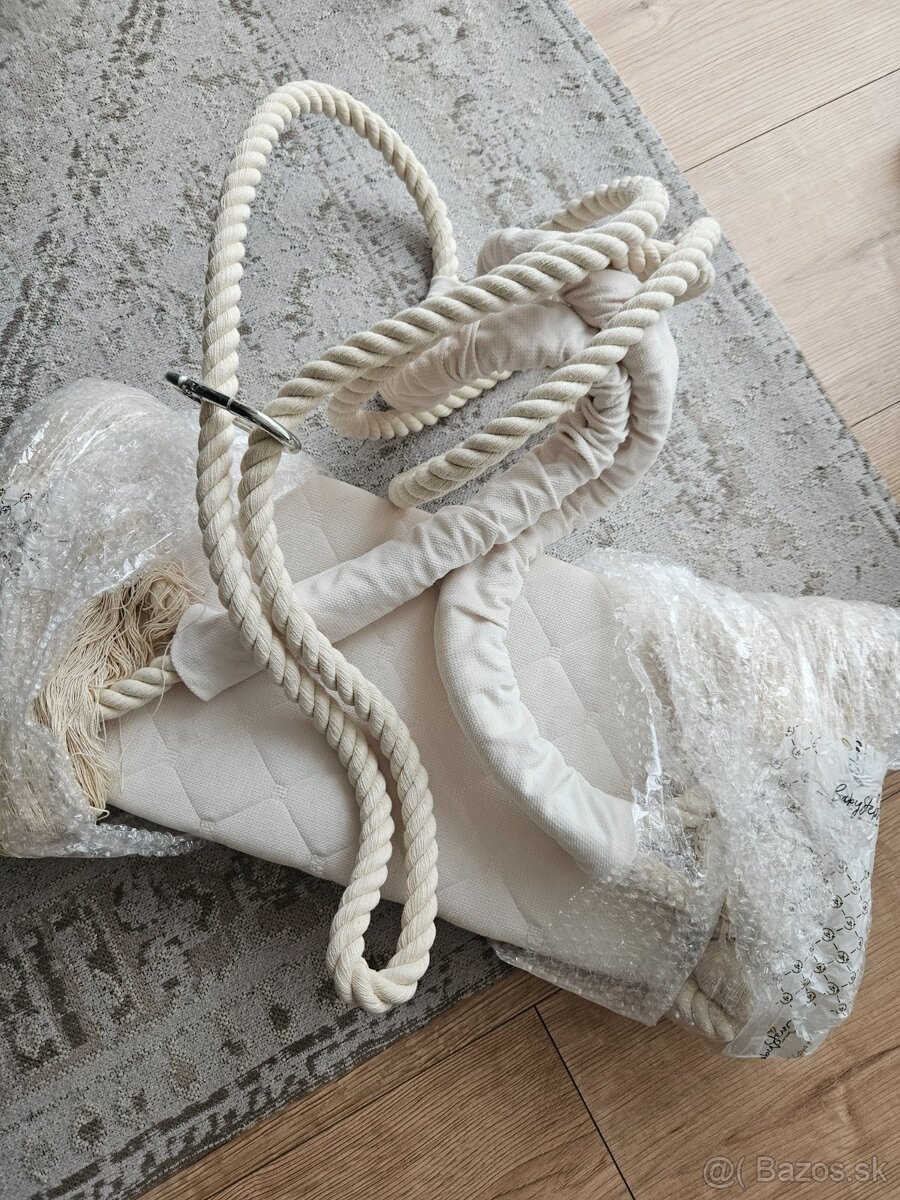 Drevená hojdačka krémová NOVÁ - 2