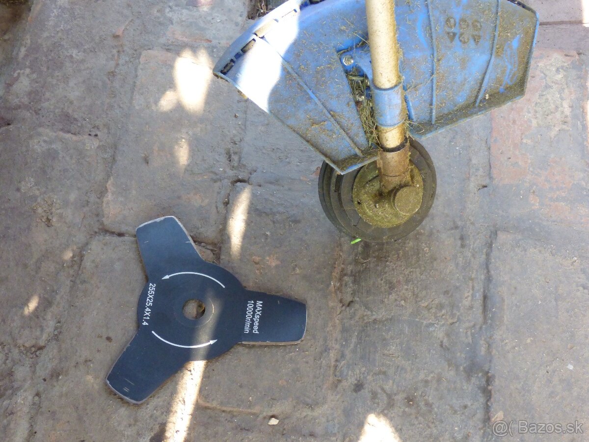 PREDAM KROVINOREZ - 2