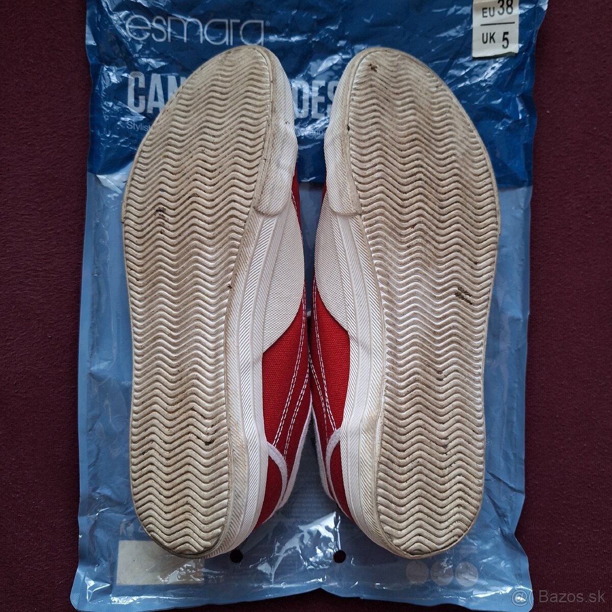 ČERVENÉ TENISKY ako nové (v. 38) 6 € - 2