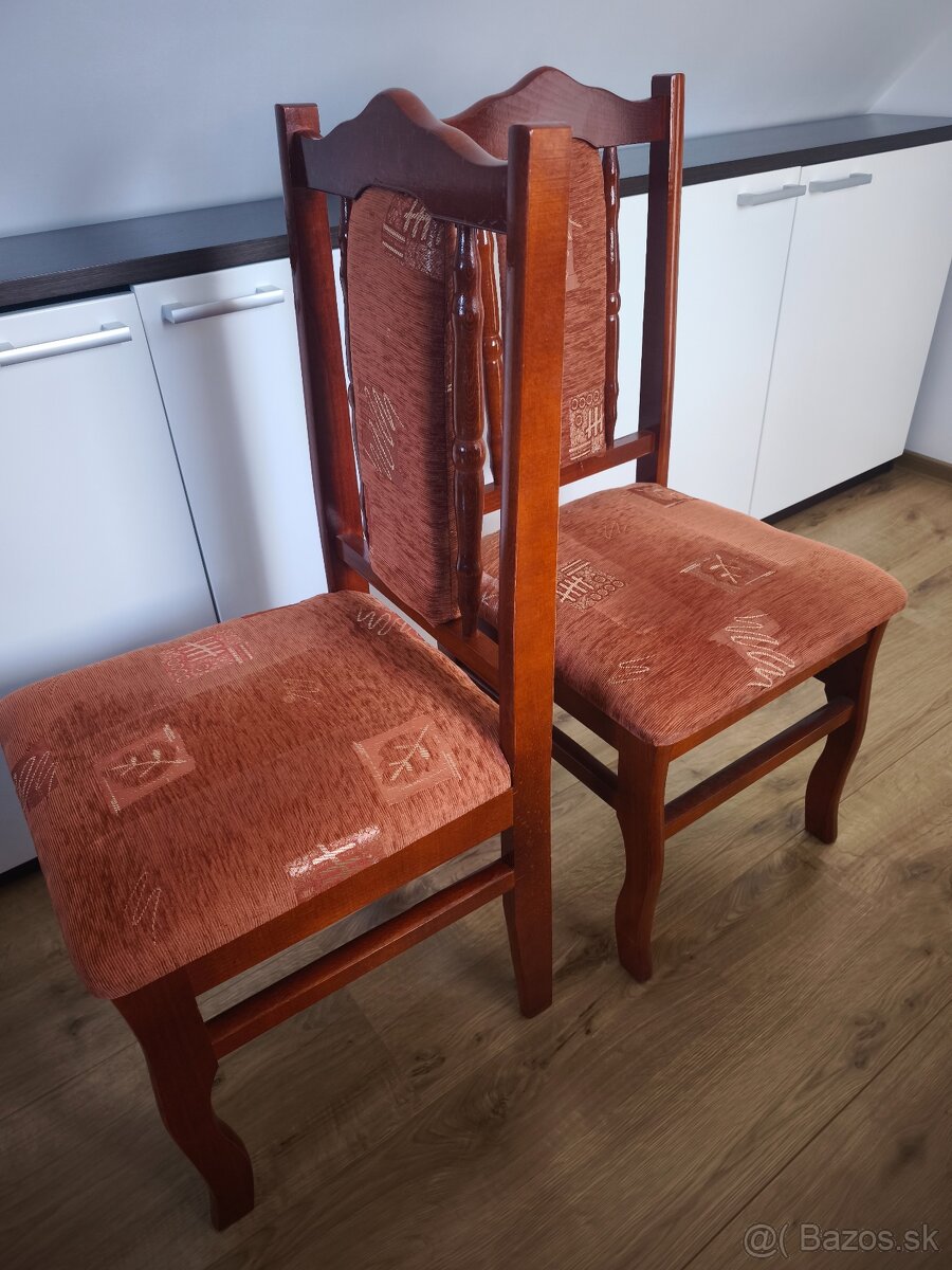 Masívne stoličky - 2