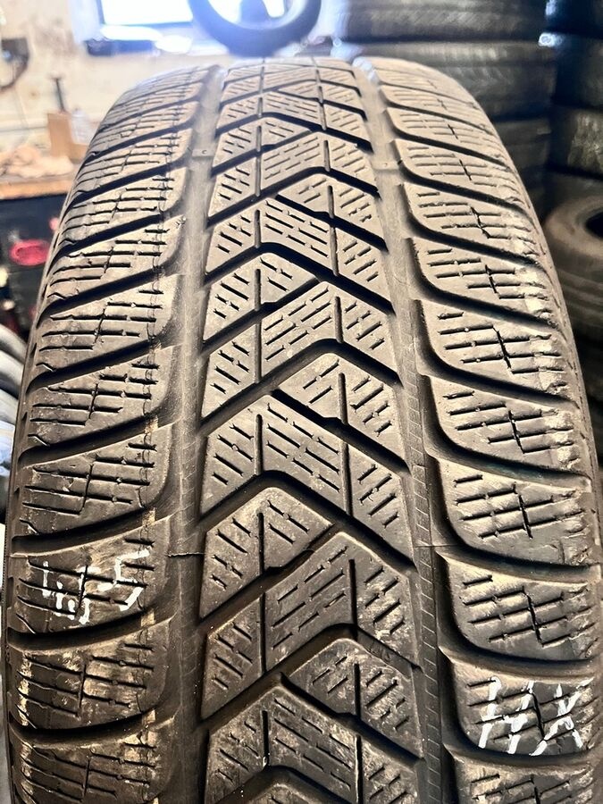 215/65 R17 99H zimní Pirelli - 2