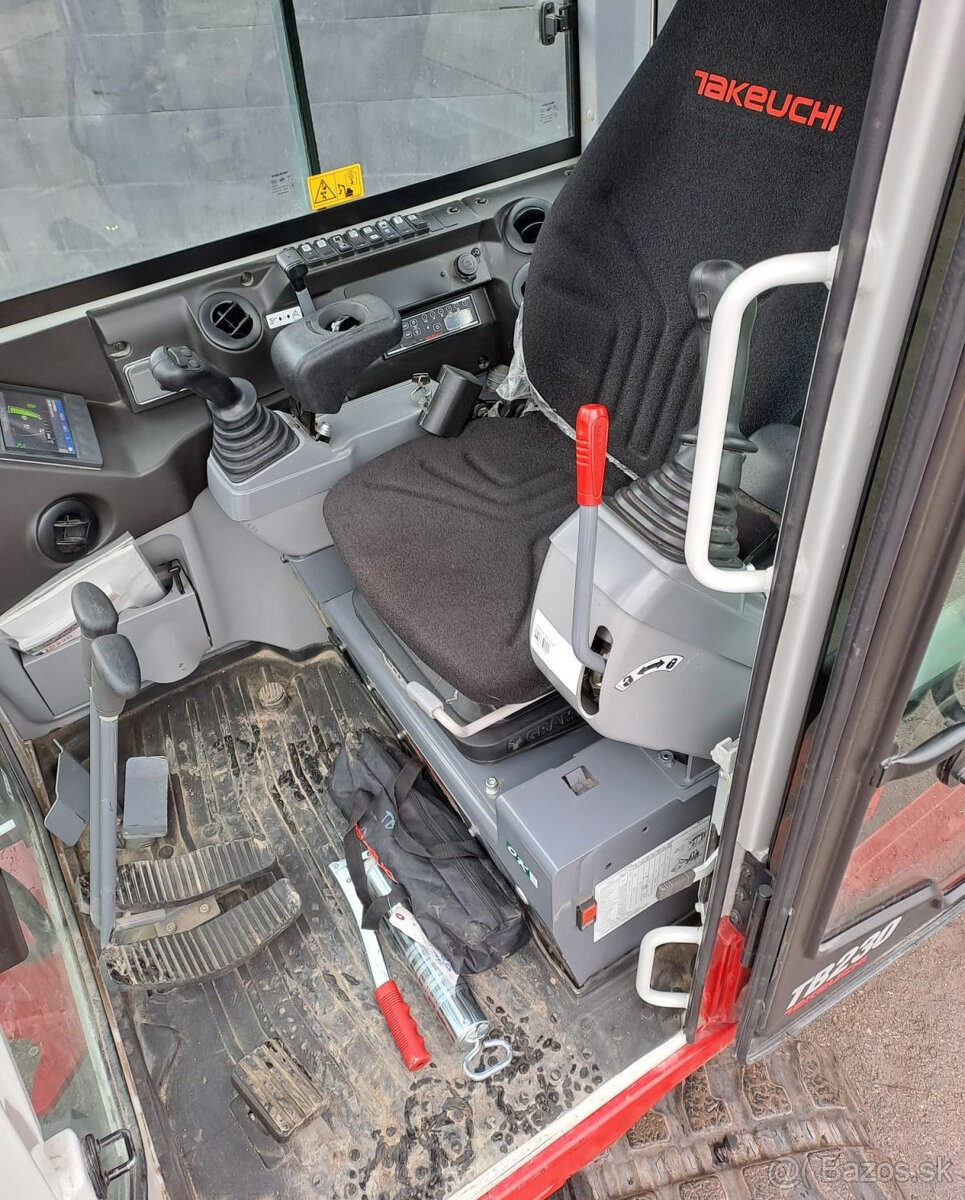 TAKEUCHI TB230 DIESEL - 2
