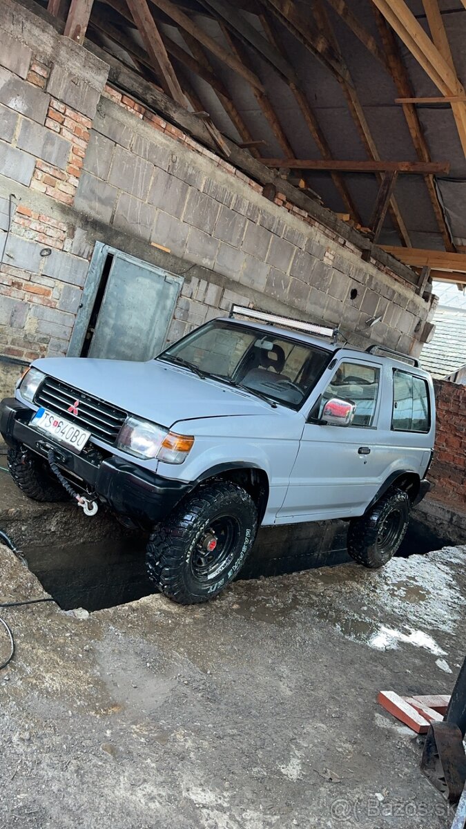 Predám pajero 2