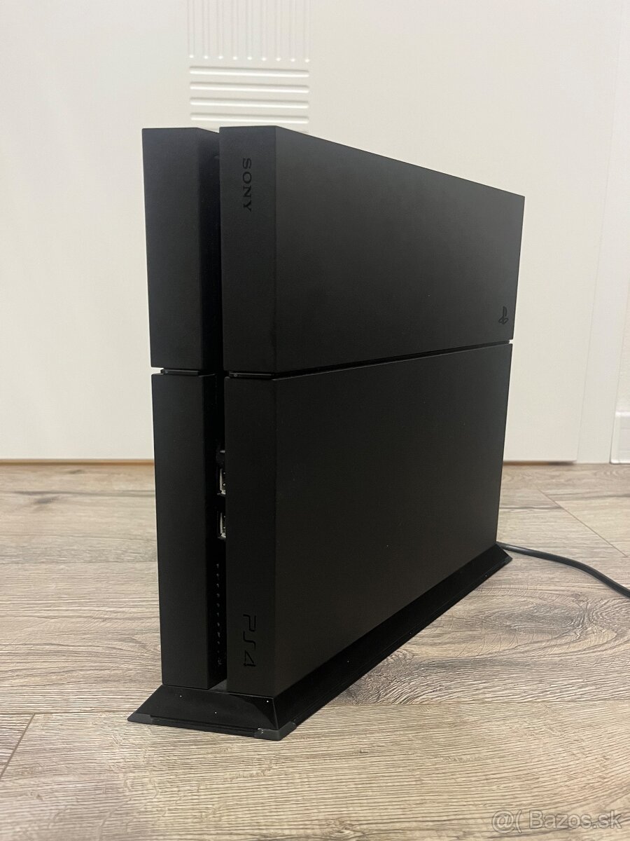 Playstation 4 500GB - 2