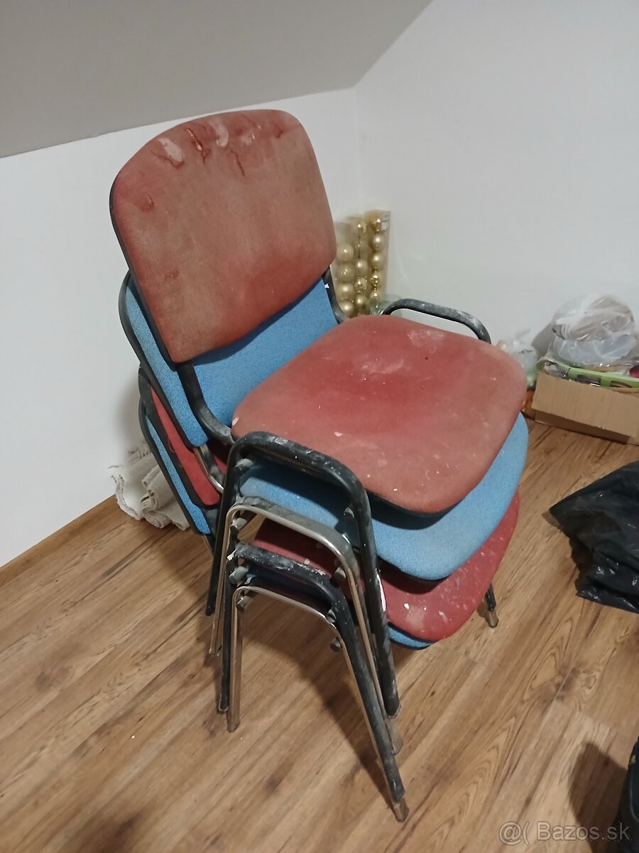 4 ks stoličiek - 2