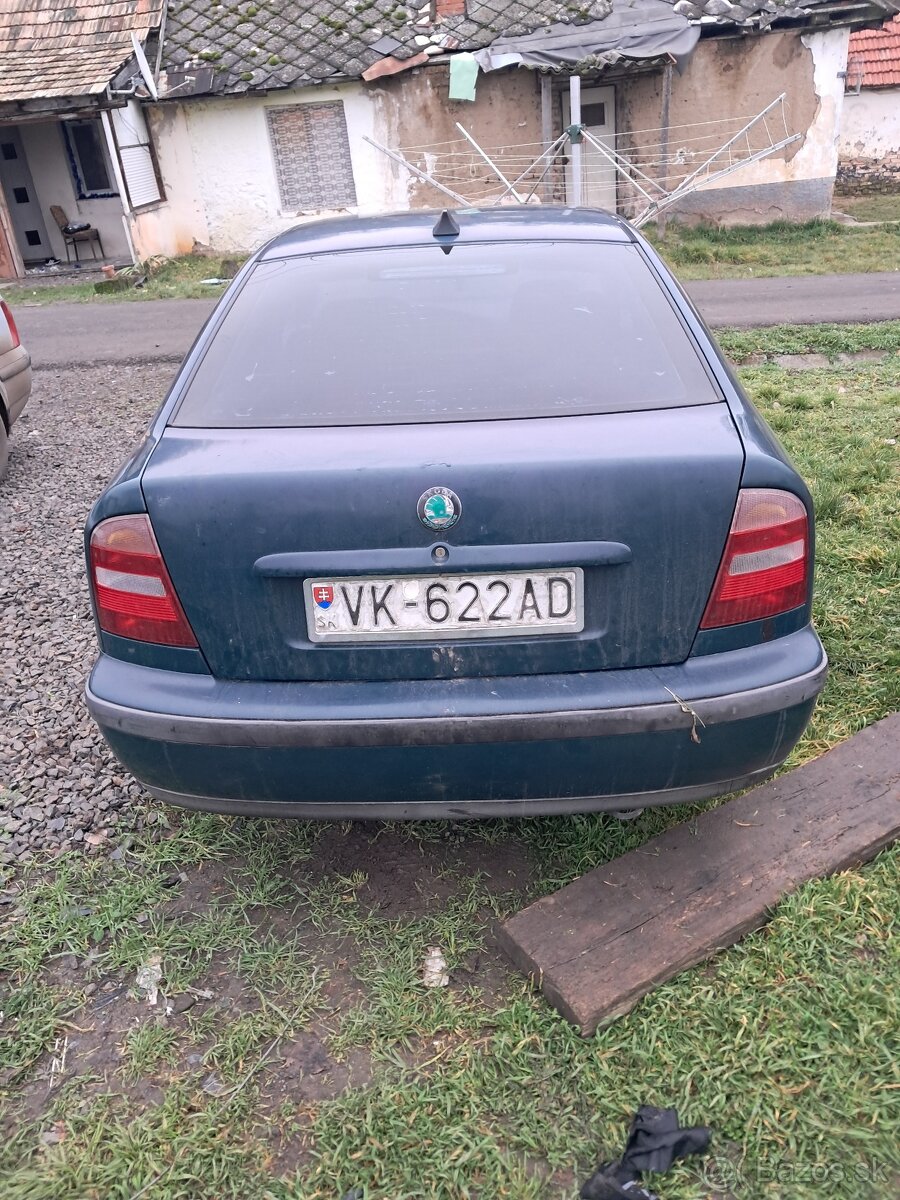 Predám rozpredám octavia 1 1.6 55kw - 2