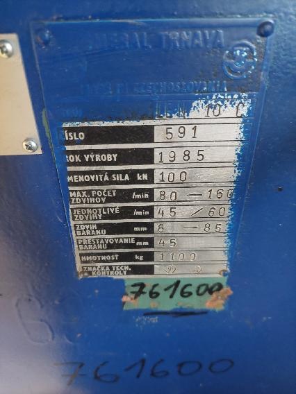 Vystrednikovy lis LEN - 2