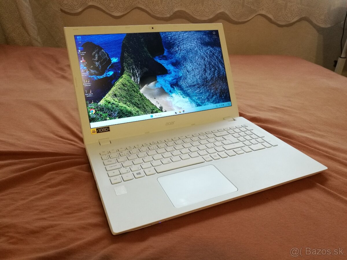 Acer E5. 15,6“ FHD. 10 GB.256 GB SSD. Intel Iris. - 2