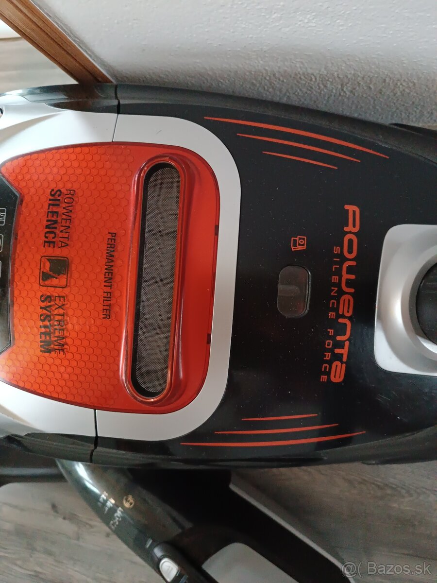 Rowenta Silence Force + ručný vysávač Bosch - 2