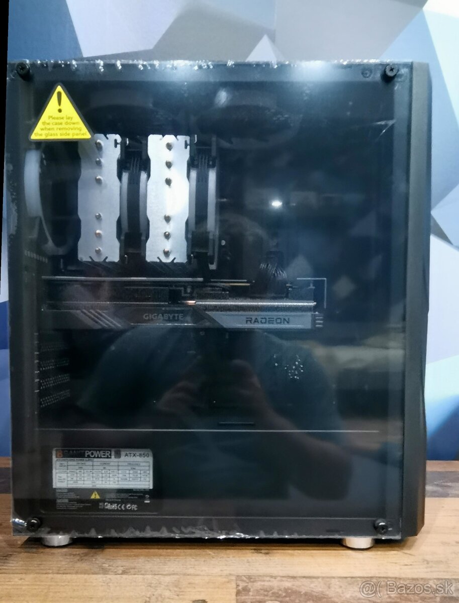 PC, Intel i7 14700KF, RX 7800XT 16GB, 32GB - 2