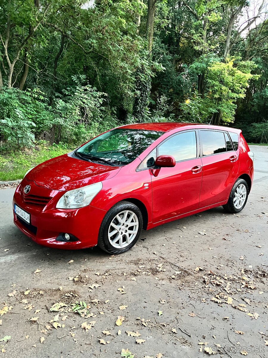 Toyota Corolla 2,2 D-4D - 2