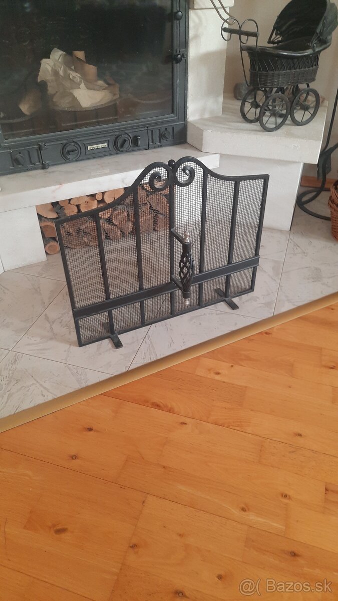 Predám kovanú zábranu pred krb - 2
