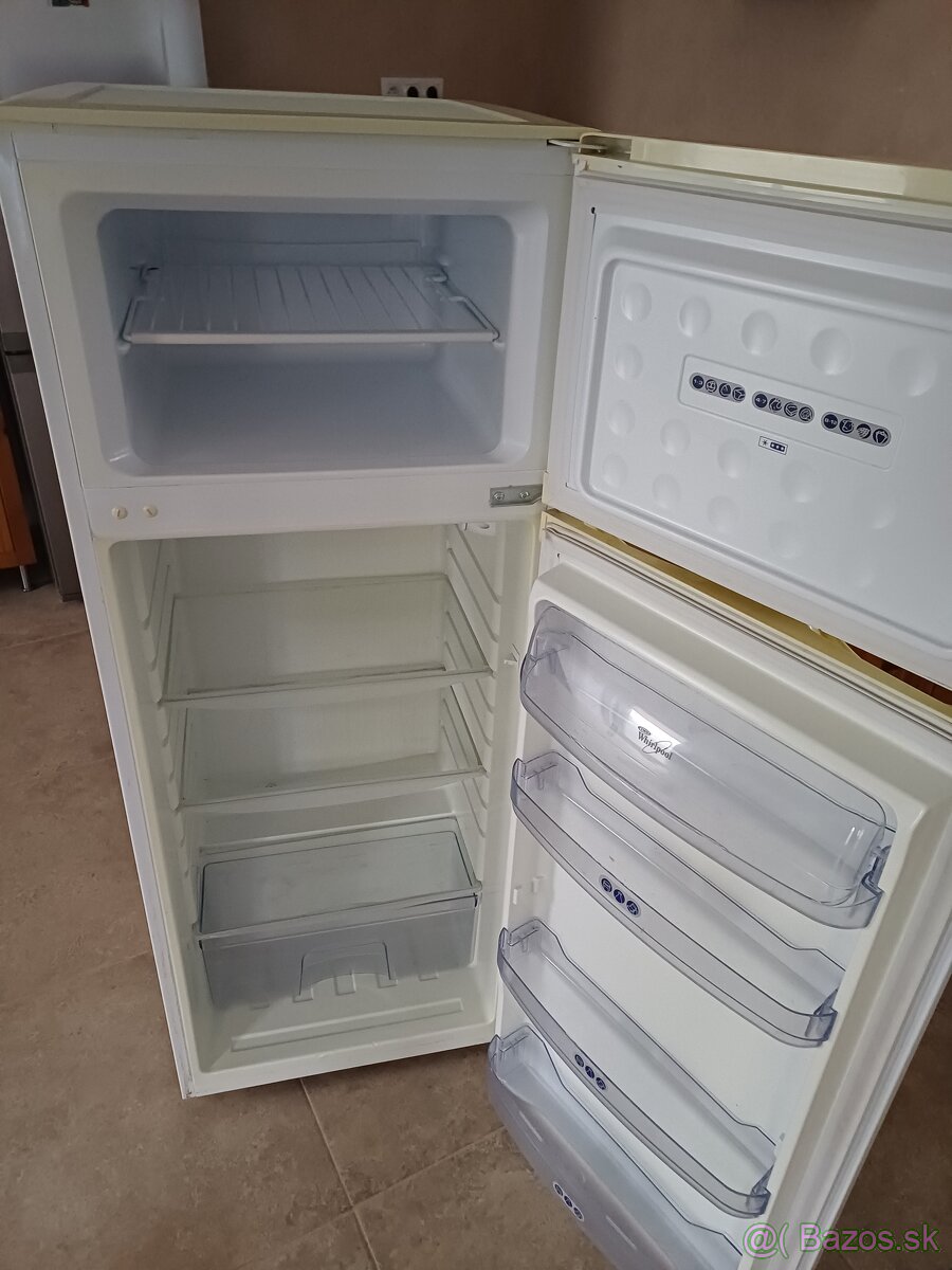 CHLADNIČKA WHIRLPOOL - 2