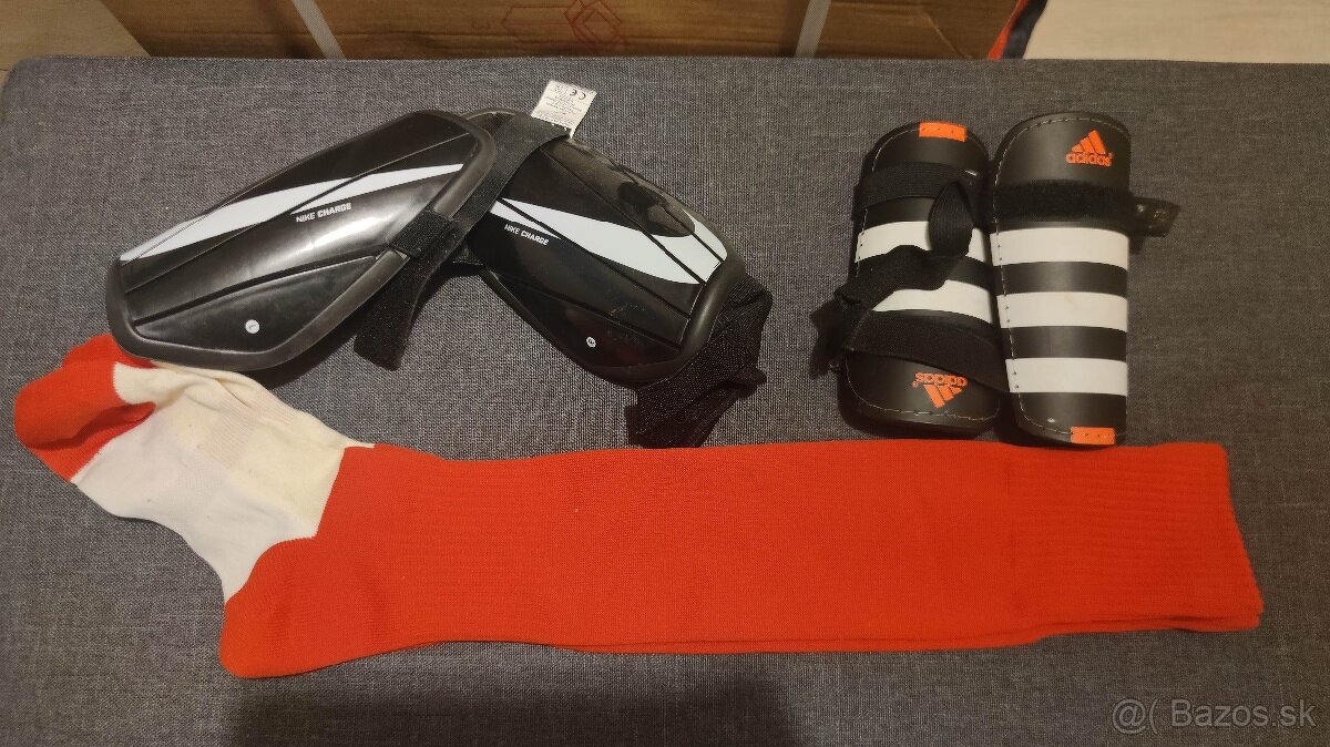 Kopačky, chrániče 38 40 41 - 2