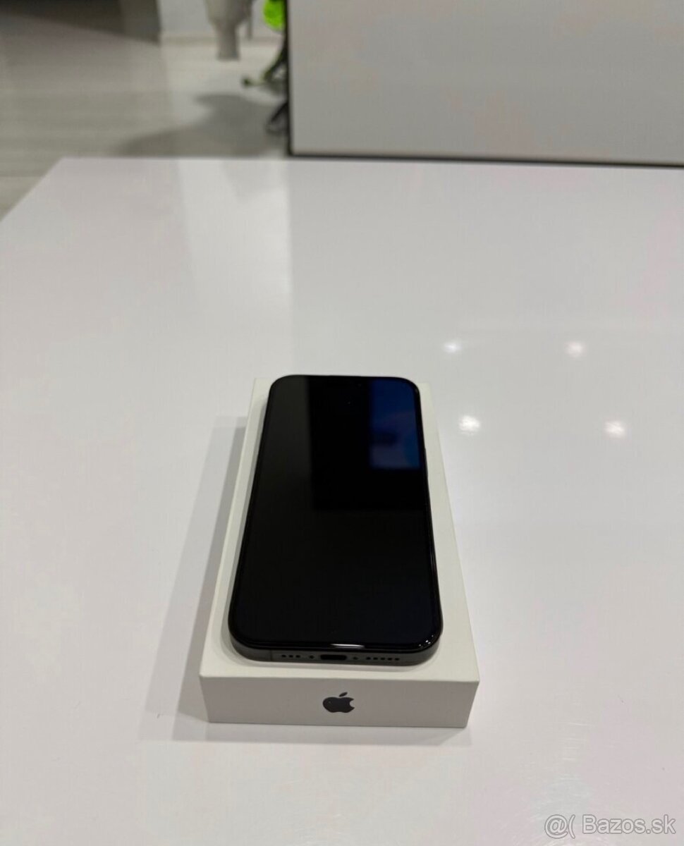 Apple iPhone 15 Pro 128gb Black Titanium - 2