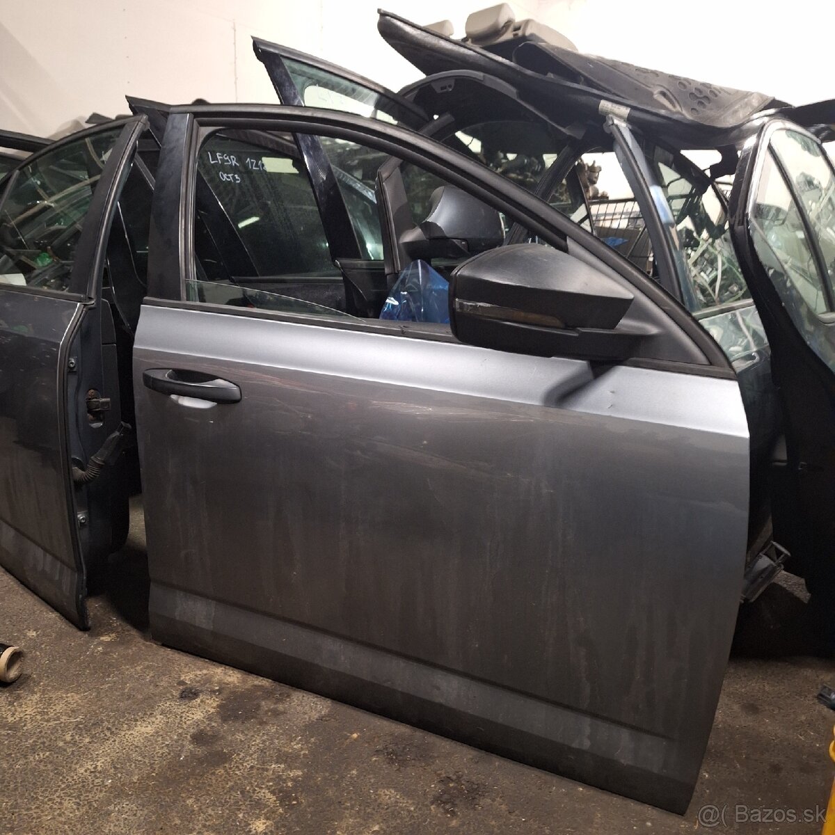 dvere Škoda Octavia 3 Sedan - 2