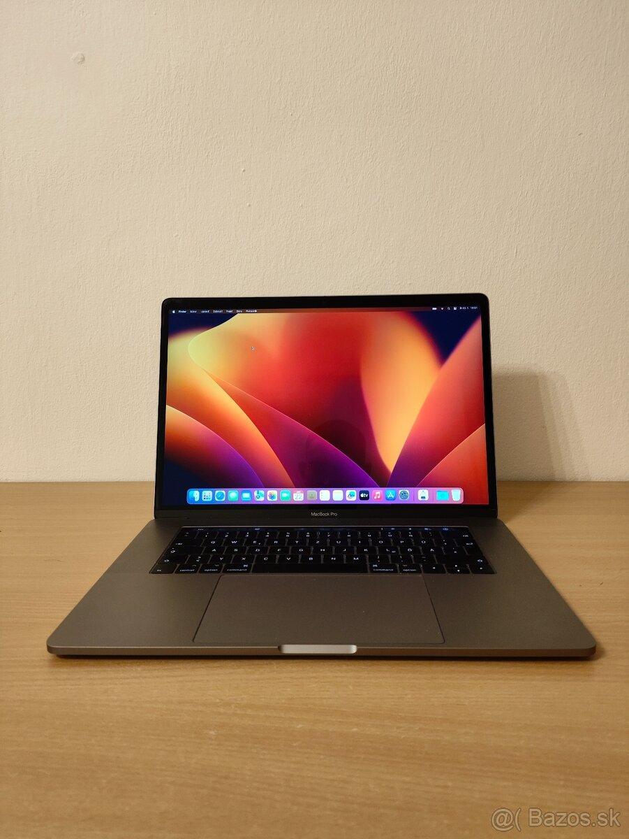 MacBook Pro 15 2017 i7 16GB 512GB - 2