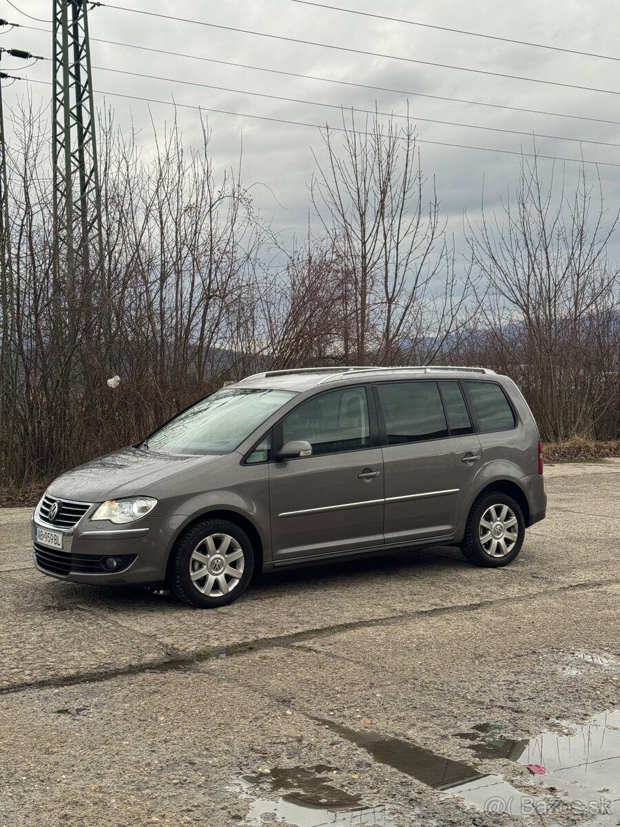VW TOURAN - 2