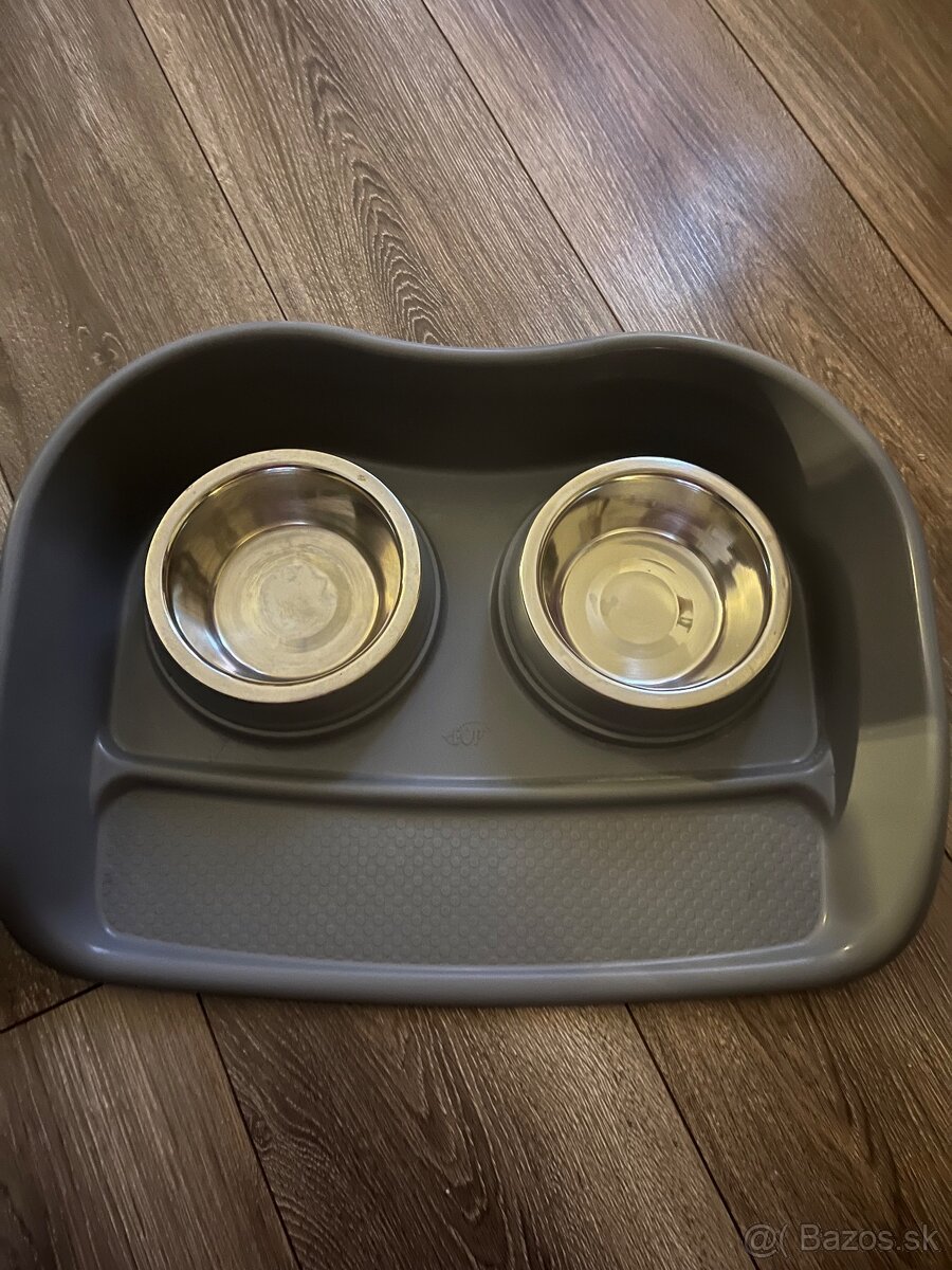 Krmitko pre psy a mačky - 2