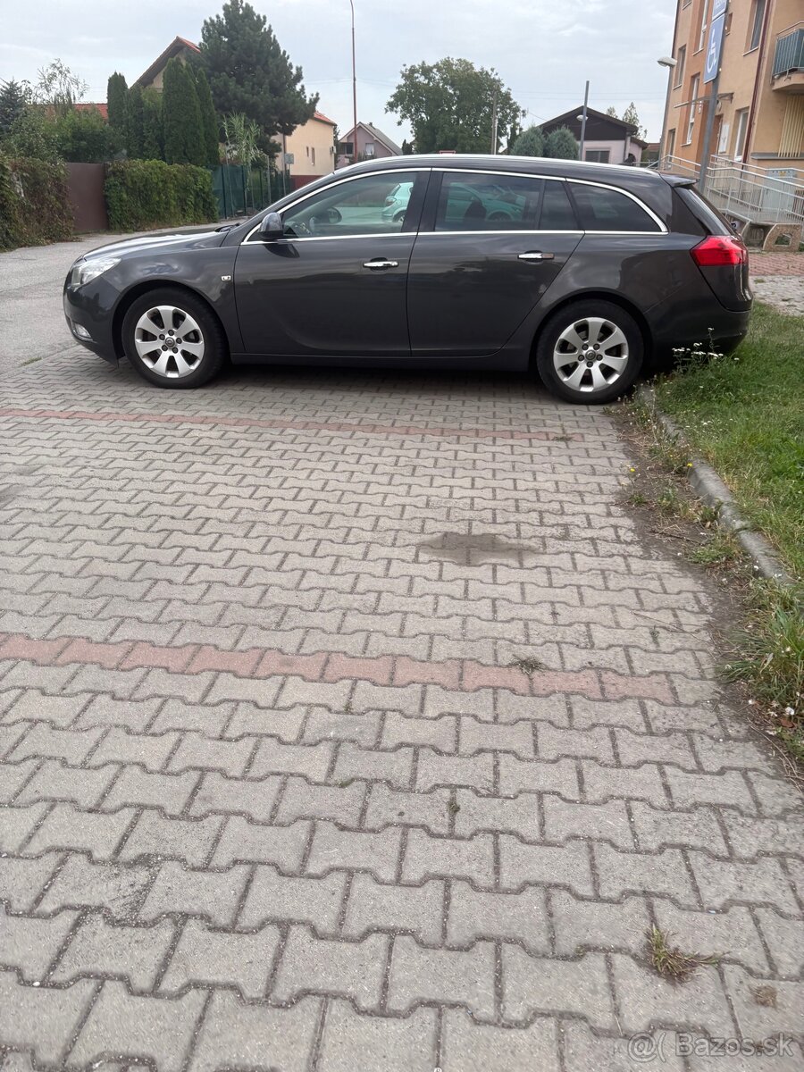 Opel Insignia - 2