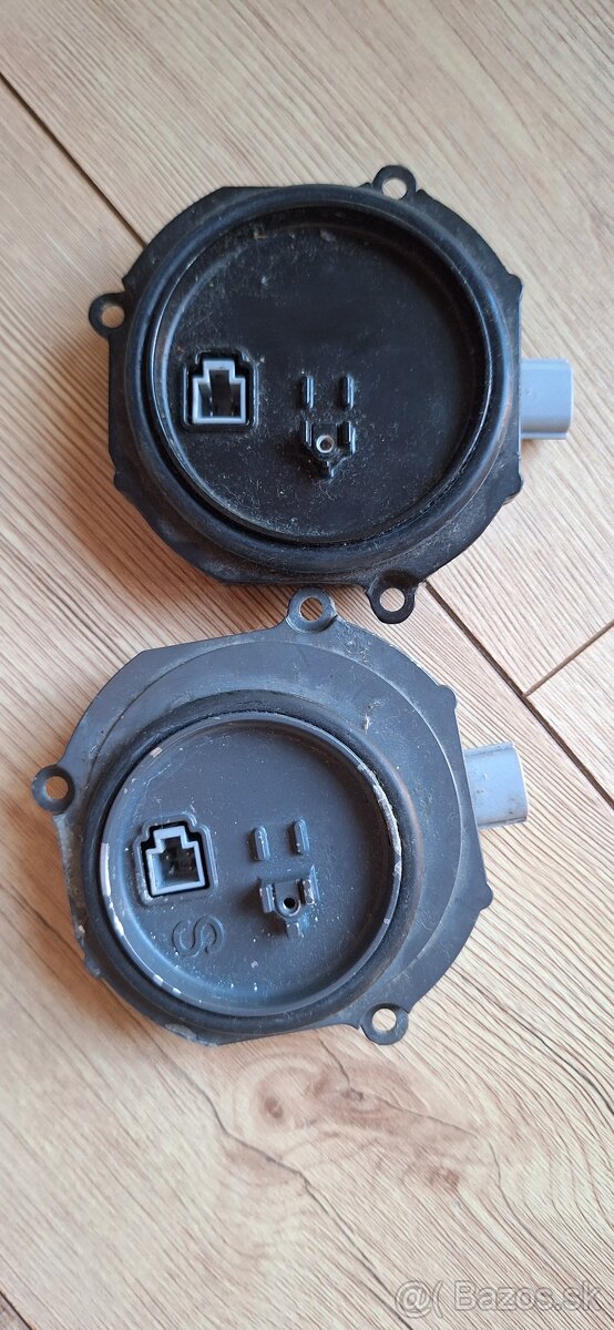 Mazda, štartér xenónov - 2