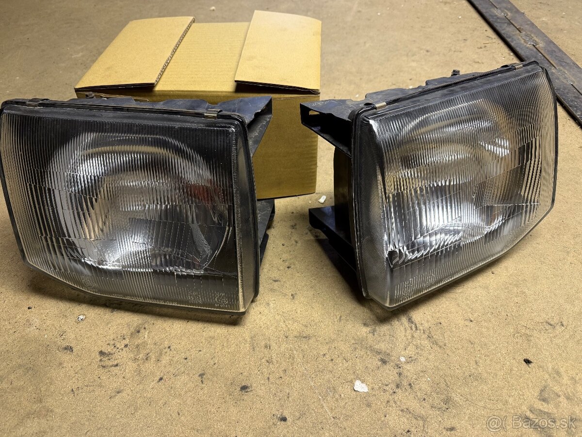 Predné svetla Mitsubishi Pajero II - 2