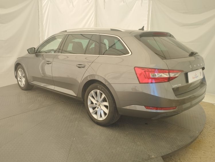 Škoda Superb Combi 2,0 TDI DSG7 Style - 2