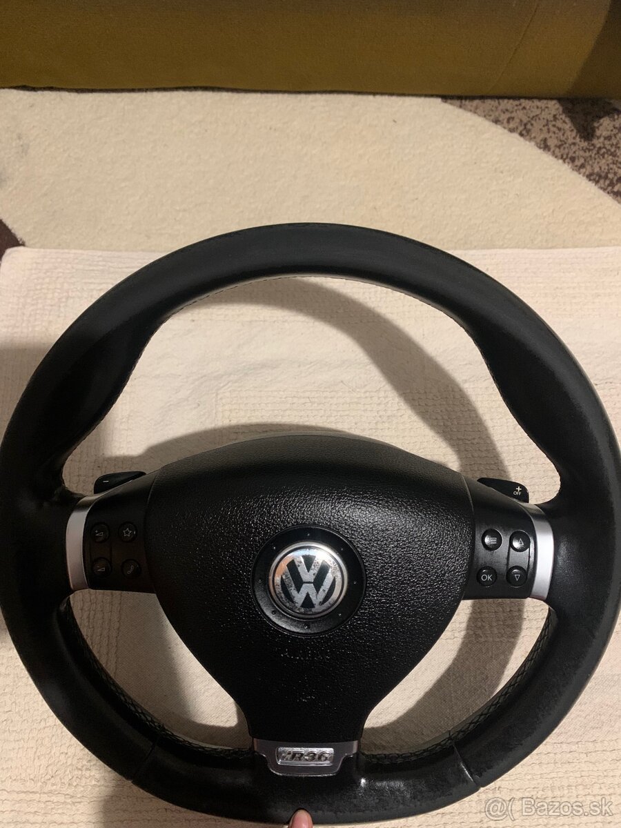 Volant r36 - 2