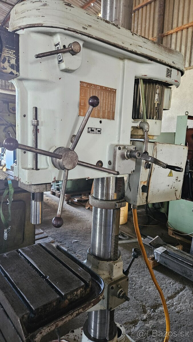 VRTAČKA SLOUPOVÁ VS 32 B - 2