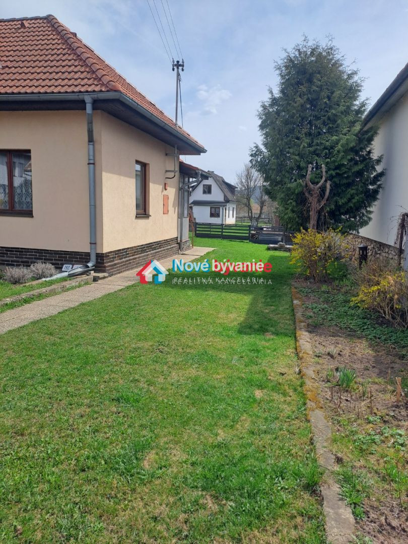 Rodinný dom s veľkým pozemkom v obci Hrabušice, okr. Spišská - 2