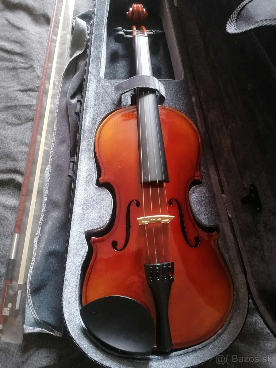 predám husle Stagg VN-4/4 L - 2
