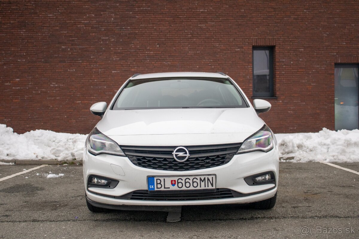 Opel Astra Sport Tourer 1,6 CDTI 81 KW Selection - 2