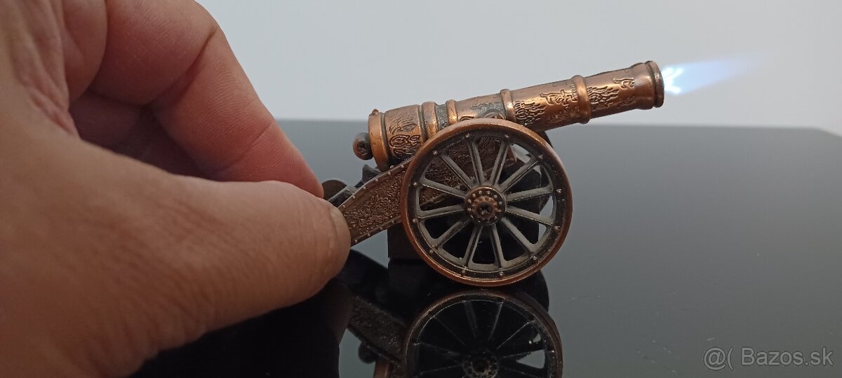 Stolný zapaľovač delo - 2