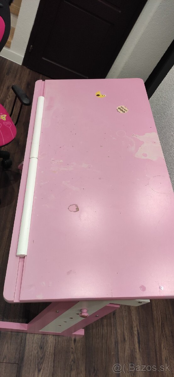 Rastúci písací stôl+ stolička grátis - 2