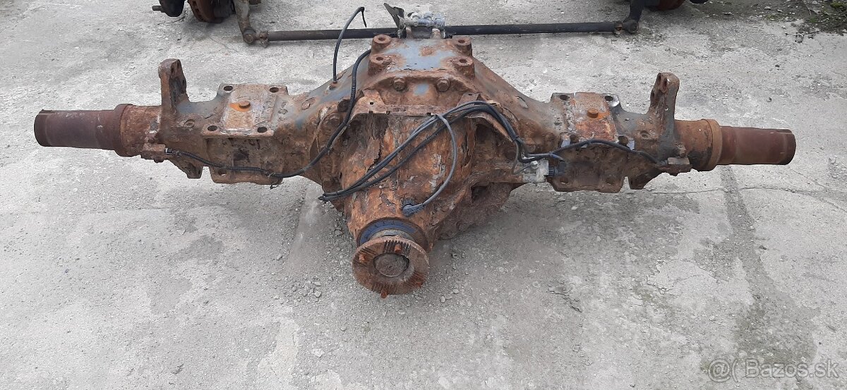 Zadna naprava DAF+Man+Renalt - 2