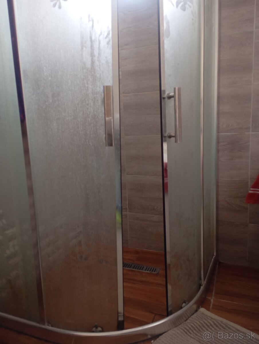 Sprchový kút oblukovy - 2