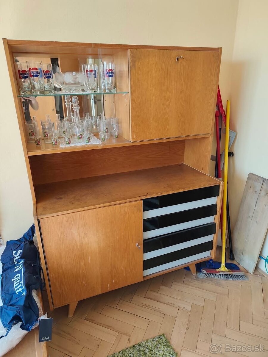 Jiří Jiroutek komody - 2