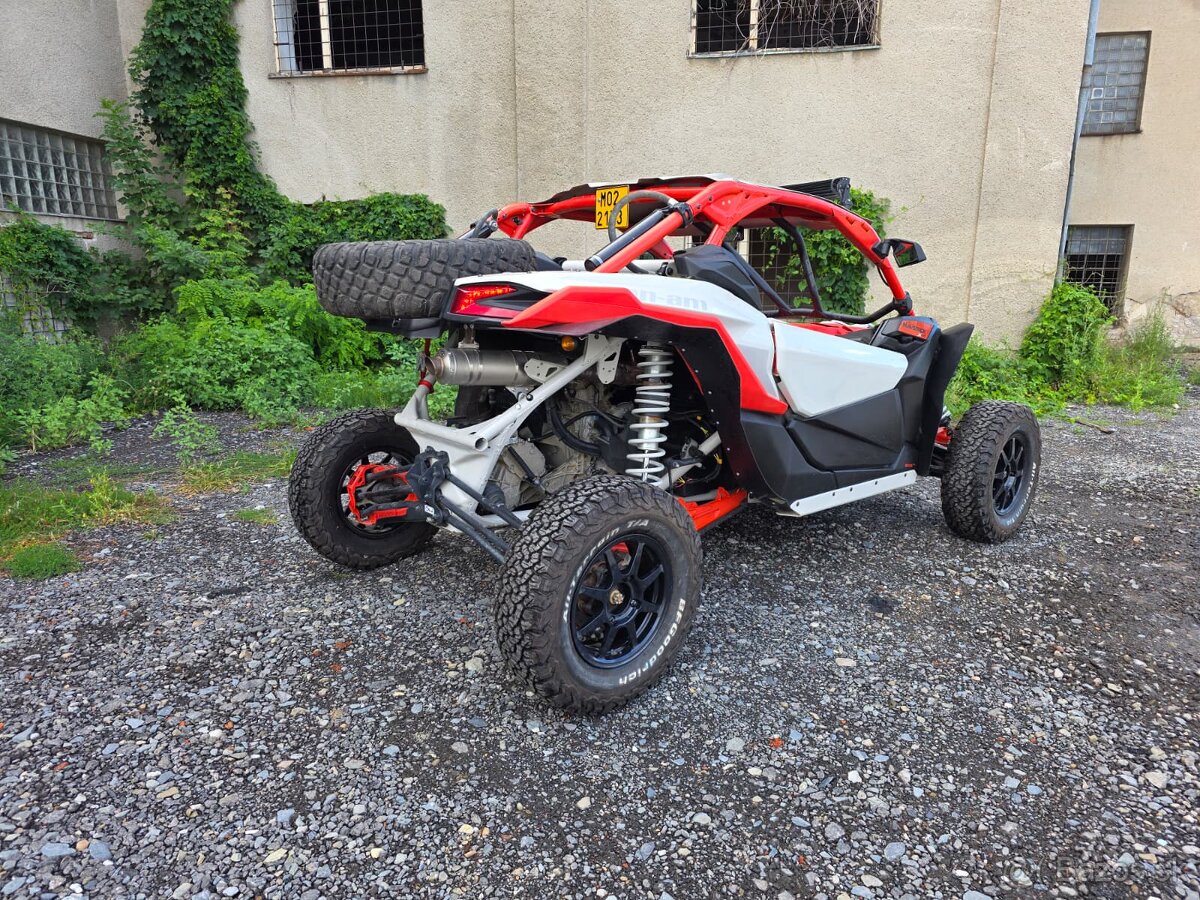 PRODÁM CAN-AM X3 2022 3200km