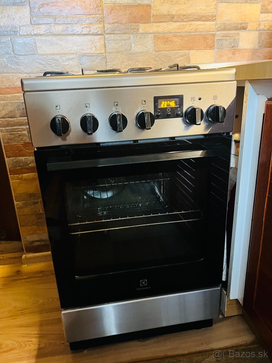 PREDÁM kombinovaný sporák ELECTROLUX - 2