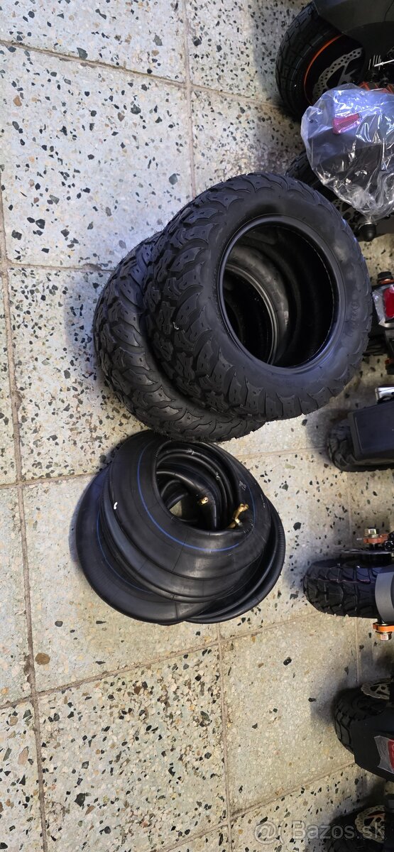 Elektrická kolobežka KUkirin G4 MaX 4000W - 2