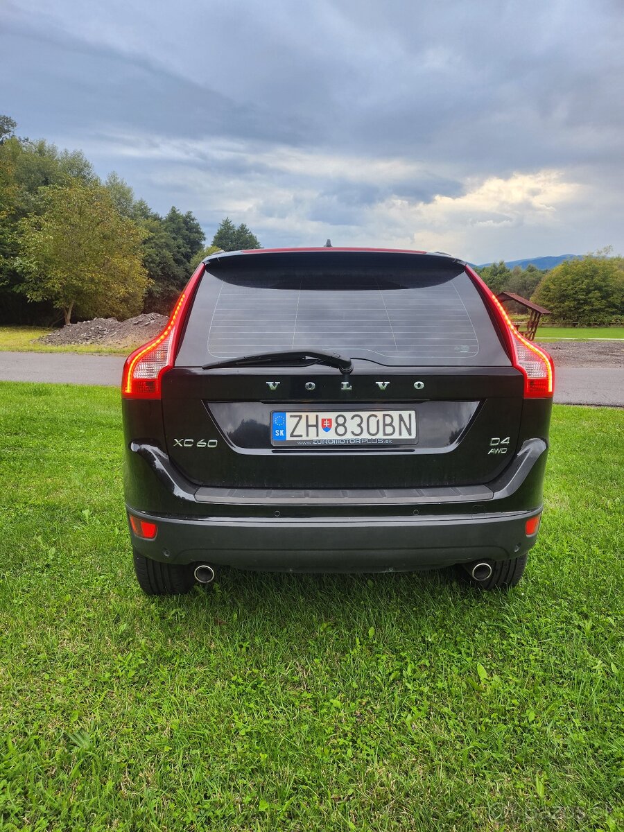 Volvo XC60 2,4D AWD 120KW - 2
