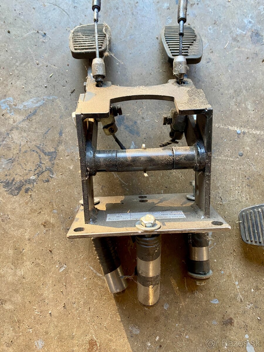 Pomocné prídavné pedále - 2