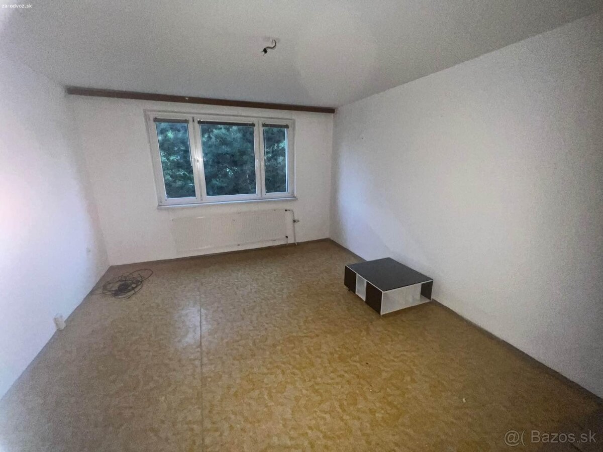 Darujem obývačkový stolík - 2