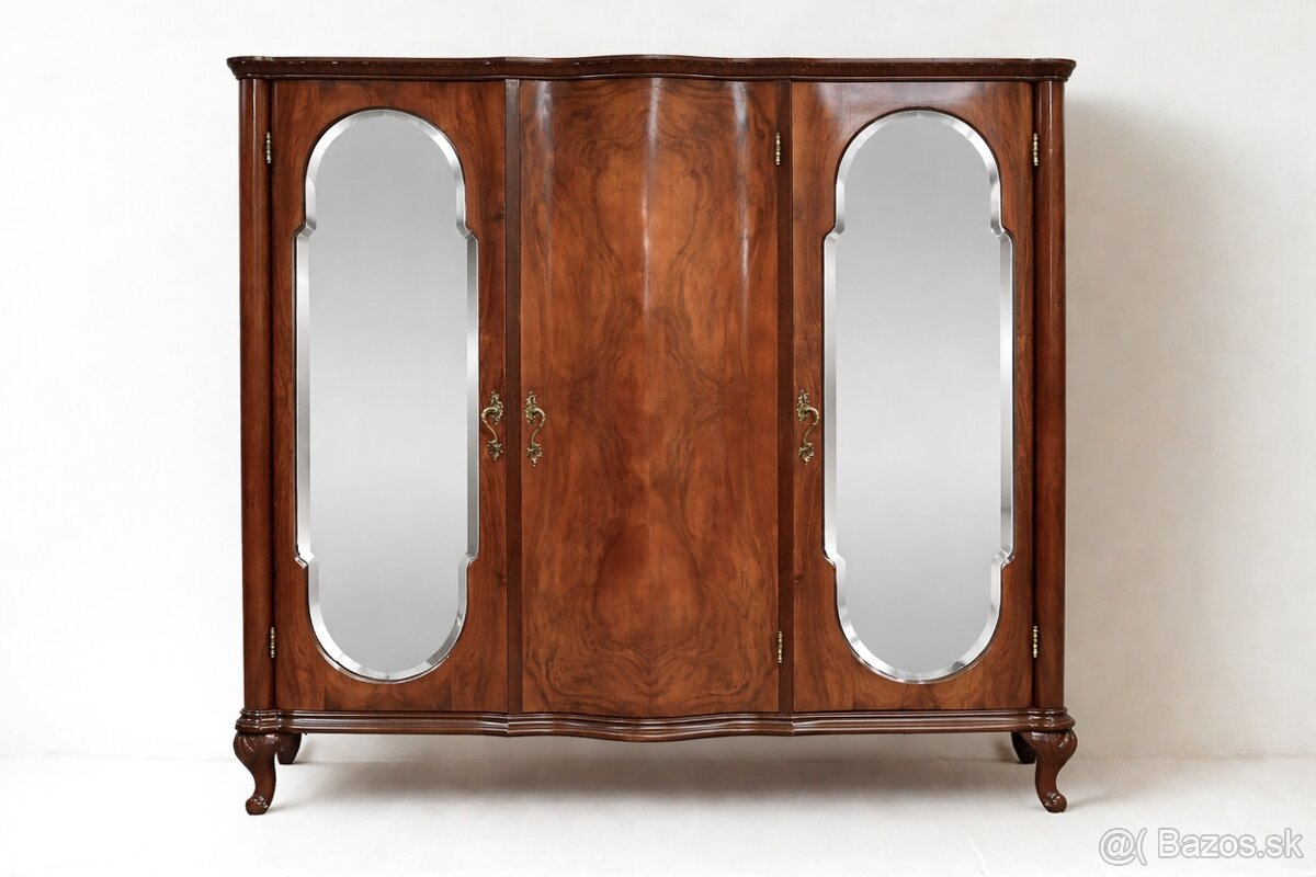 STAROŽITNÁ SKRIŇA - 2