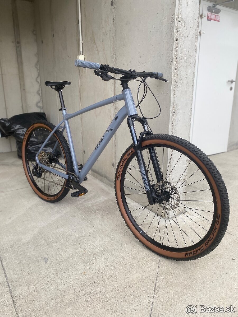 Predám nový bicykel cube v záruke - 2