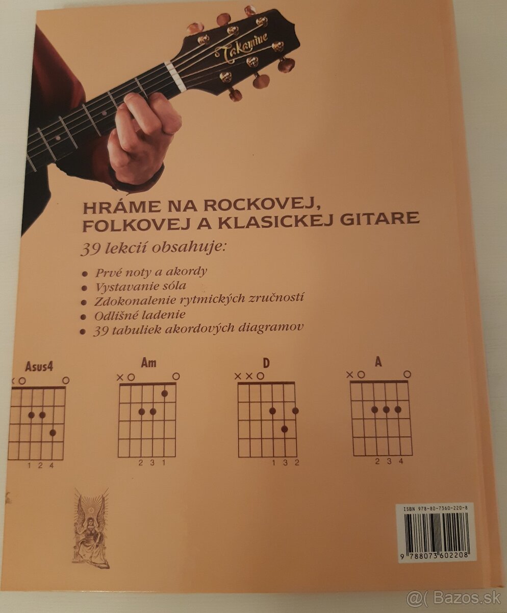 Hráme na gitare. - 2
