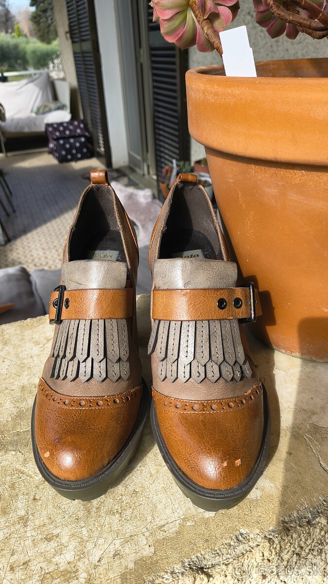 Poltopanky Bata, 37 - 2